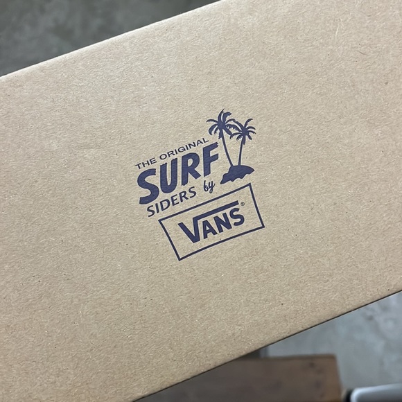 Women’s Vans Original Slip-on Surf Siders - Picture 5 of 6